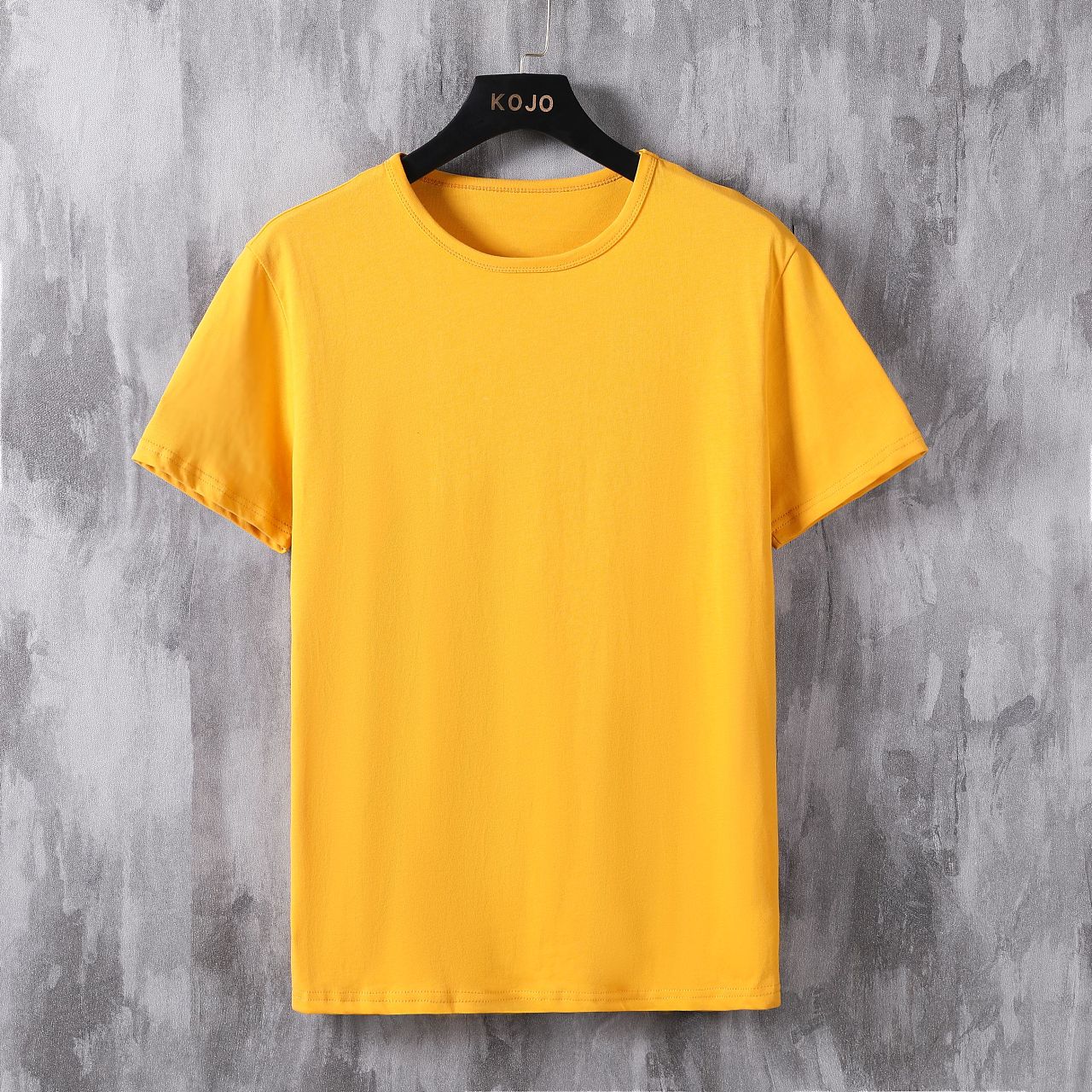 探索服裝平鋪攝影的魔法 光影雕琢產(chǎn)品之美